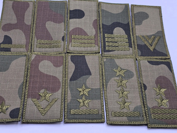 Stopień z rzepem na klatkę piersiową (zielony) DO WYBORU